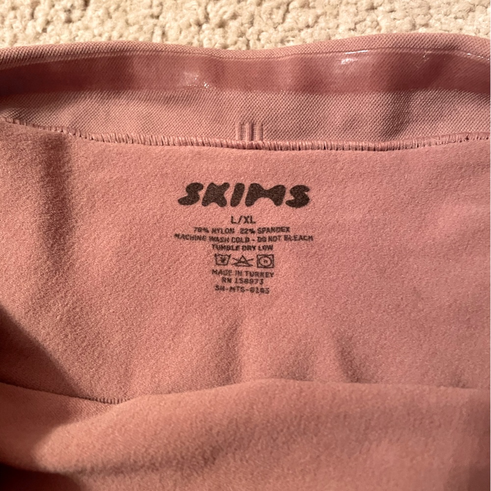 Skims control top short